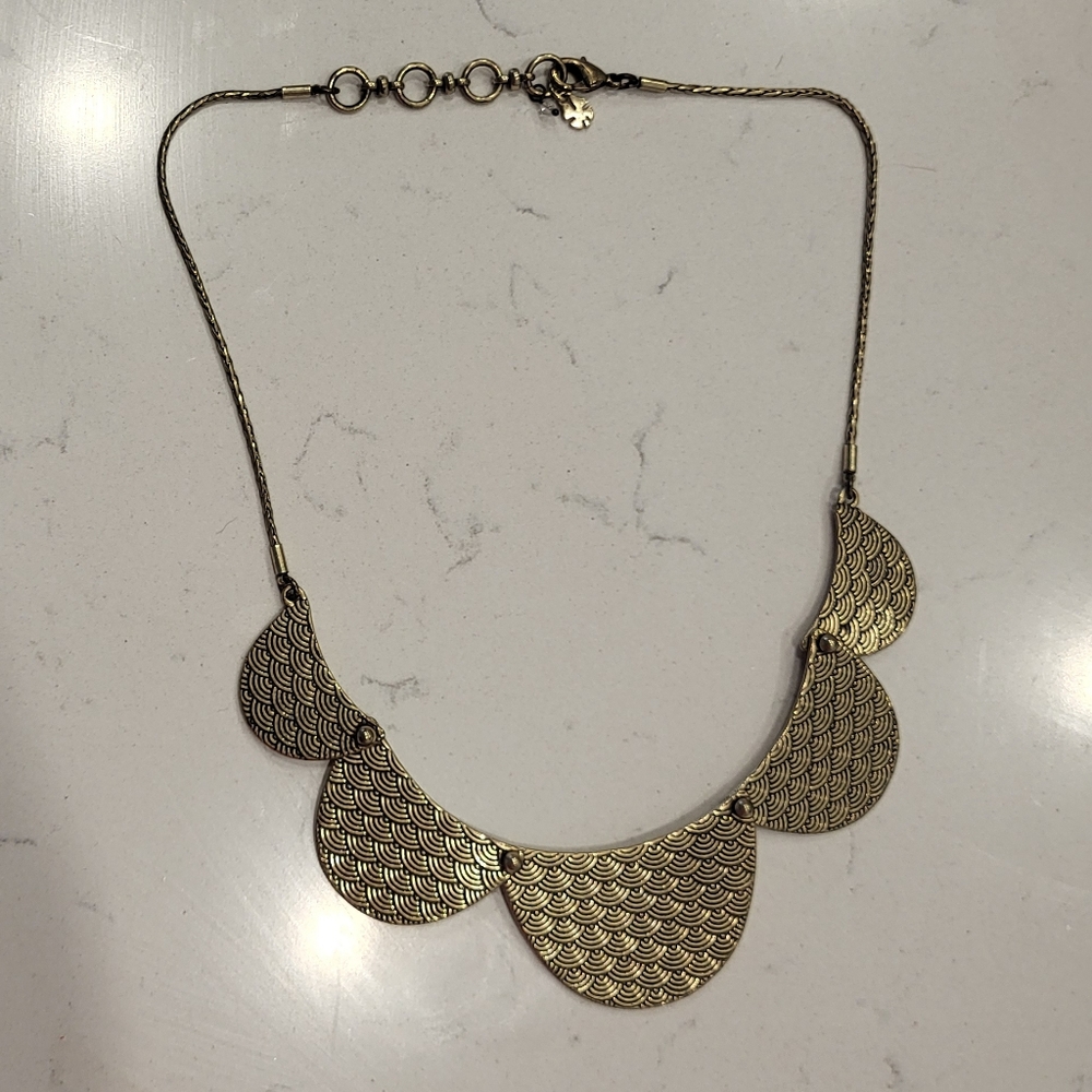 Lucky Brand Gold Tone Medallion Necklace O121 Reversible